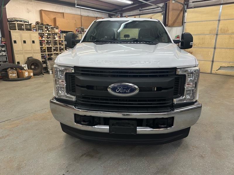 Ford F-250 SD XL Crew Cab 4WD 2019