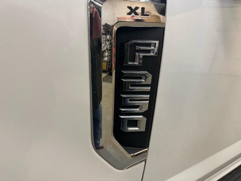 Ford F-250 SD XL Crew Cab 4WD 2019