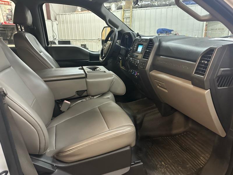 Ford F-250 SD XL Crew Cab 4WD 2019