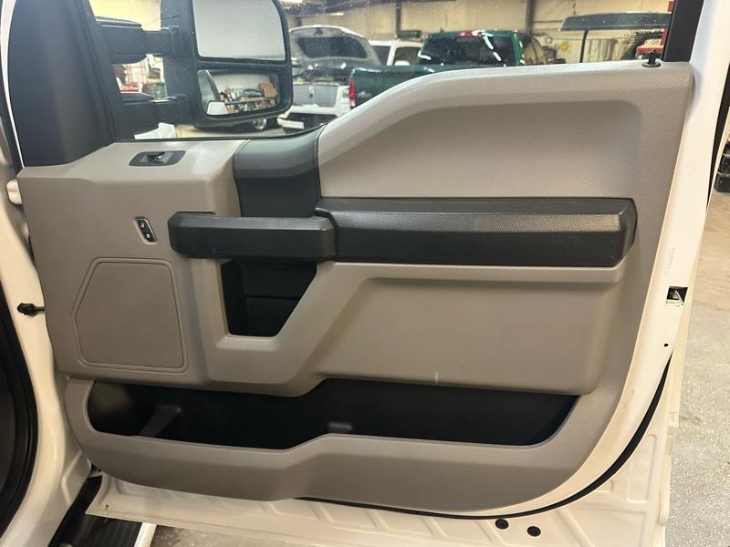 Ford F-250 SD XL Crew Cab 4WD 2019