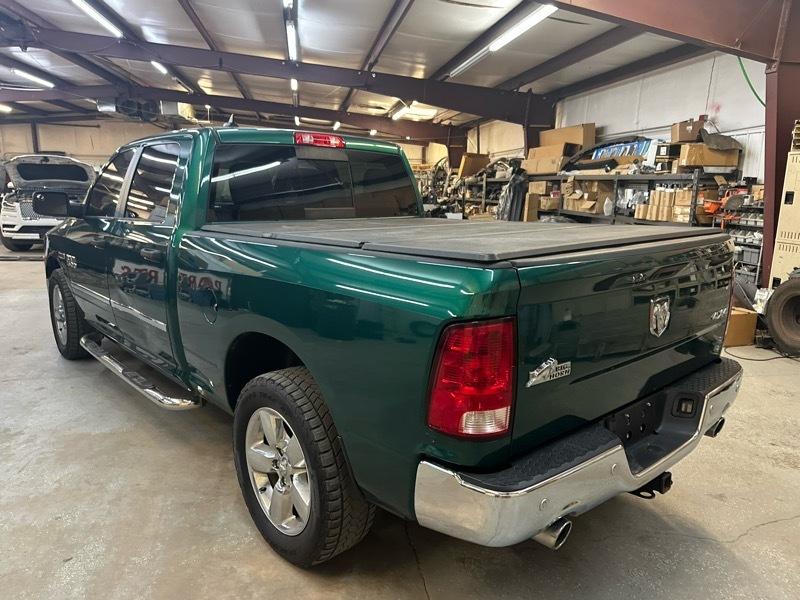 RAM 1500 Big Horn Crew Cab 4WD SWB 2016