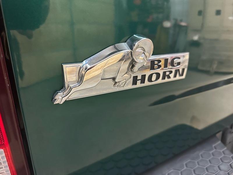 RAM 1500 Big Horn Crew Cab 4WD SWB 2016