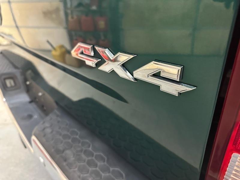 RAM 1500 Big Horn Crew Cab 4WD SWB 2016