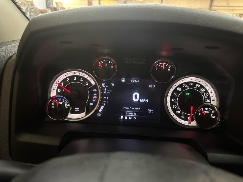 RAM 1500 Big Horn Crew Cab 4WD SWB 2016