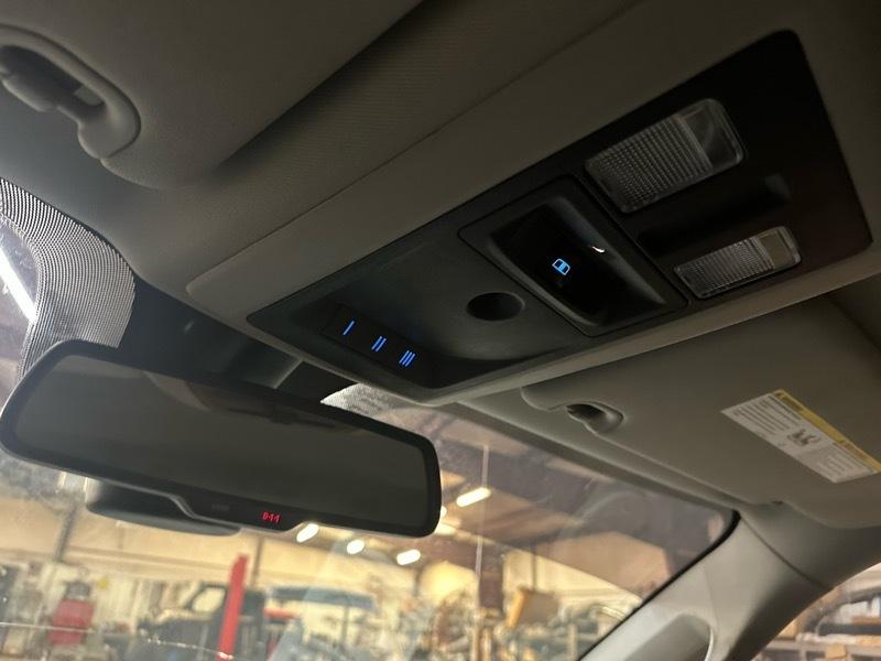 RAM 1500 Big Horn Crew Cab 4WD SWB 2016