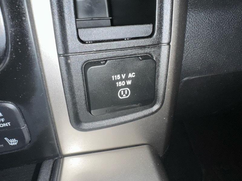 RAM 1500 Big Horn Crew Cab 4WD SWB 2016