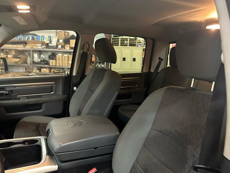 RAM 1500 Big Horn Crew Cab 4WD SWB 2016