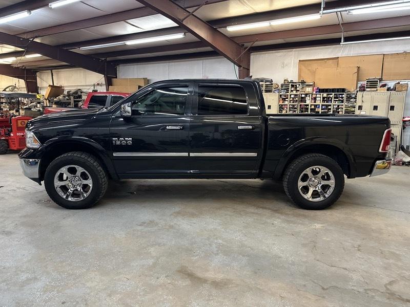 RAM 1500 Laramie Crew Cab SWB 4WD 2018