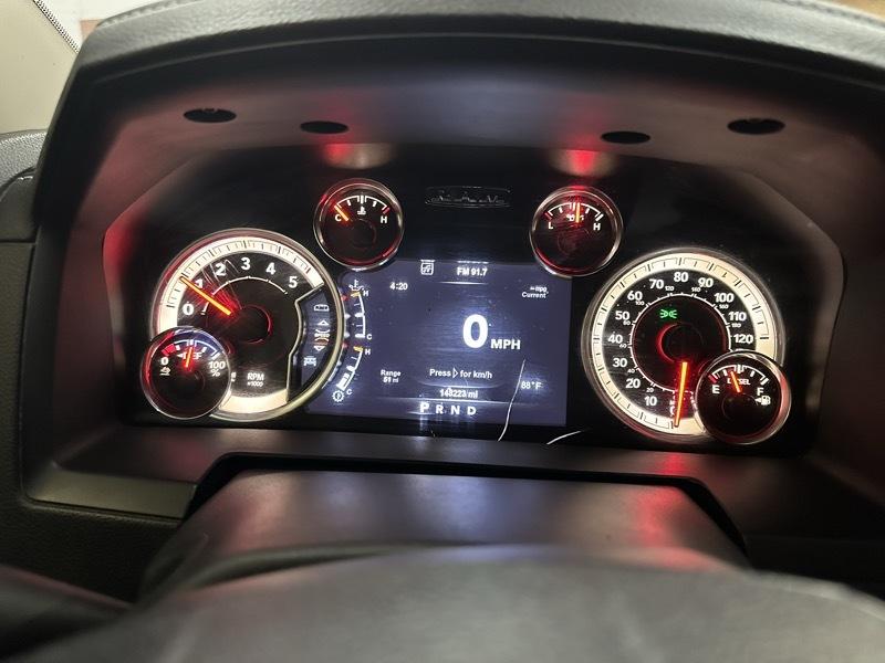 RAM 1500 Laramie Crew Cab SWB 4WD 2018