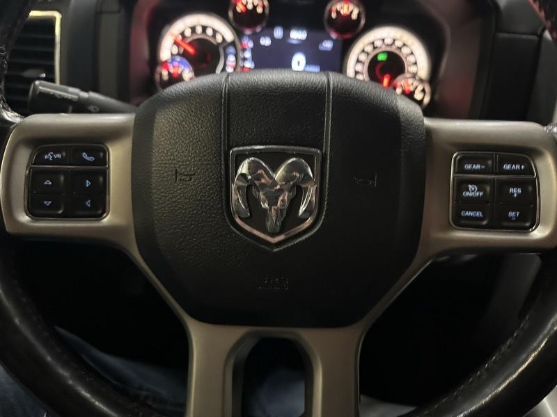 RAM 1500 Laramie Crew Cab SWB 4WD 2018