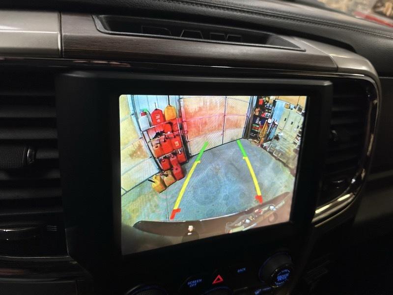 RAM 1500 Laramie Crew Cab SWB 4WD 2018