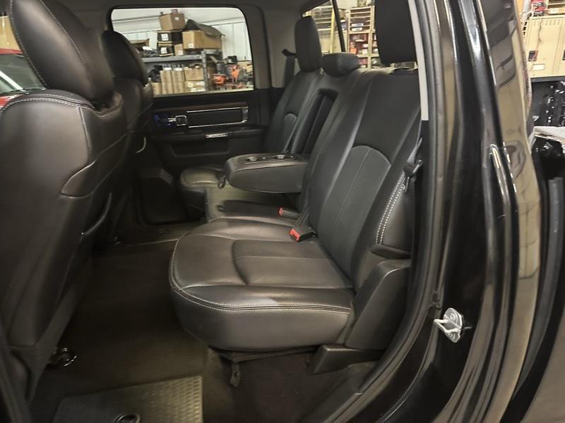 RAM 1500 Laramie Crew Cab SWB 4WD 2018