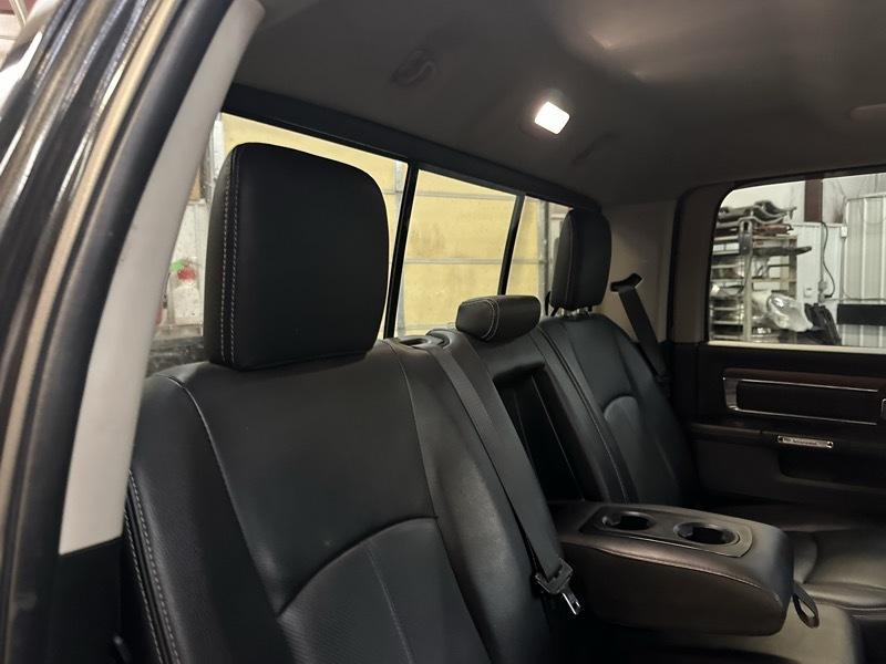 RAM 1500 Laramie Crew Cab SWB 4WD 2018