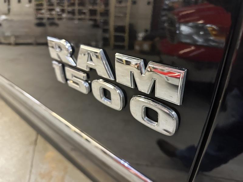 RAM 1500 Laramie Crew Cab SWB 4WD 2018