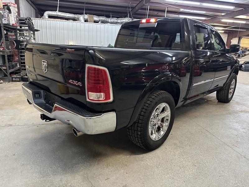 RAM 1500 Laramie Crew Cab SWB 4WD 2018