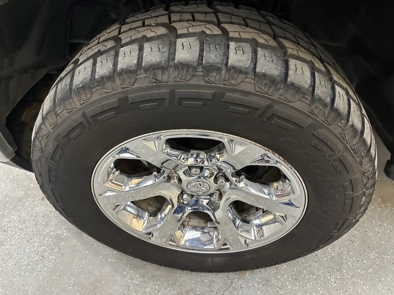 RAM 1500 Laramie Crew Cab SWB 4WD 2018