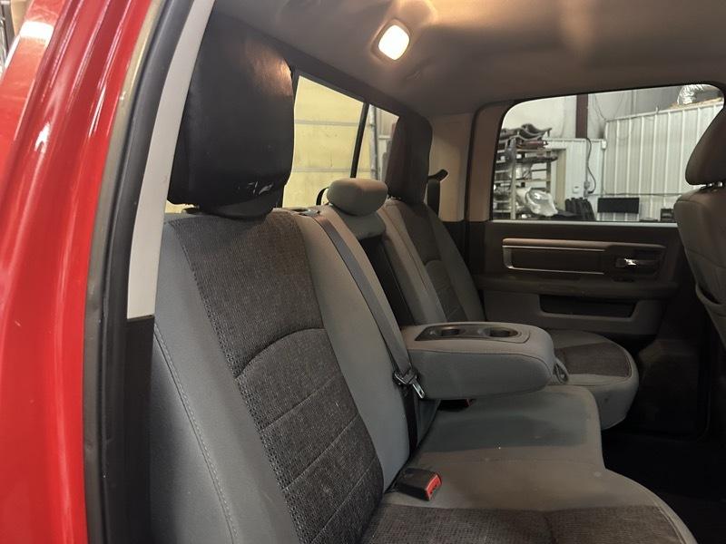 RAM 1500 Big Horn Crew Cab 4WD SWB 2013