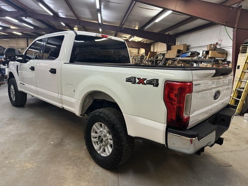 Ford F-250 SD XLT Crew Cab SWB 4WD 2019