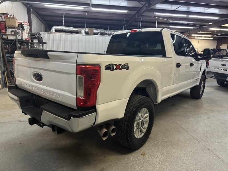 Ford F-250 SD XLT Crew Cab SWB 4WD 2019