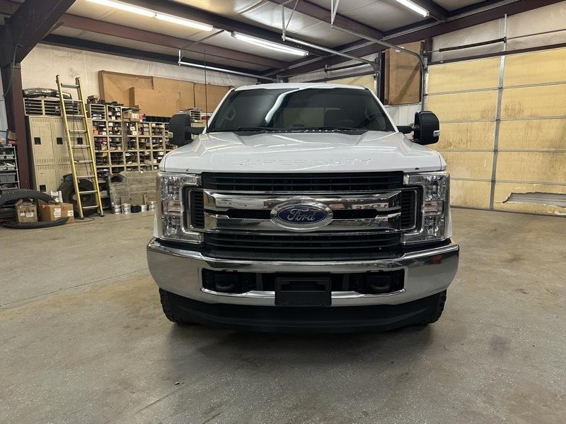 Ford F-250 SD XLT Crew Cab SWB 4WD 2019