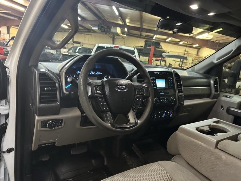 Ford F-250 SD XLT Crew Cab SWB 4WD 2019