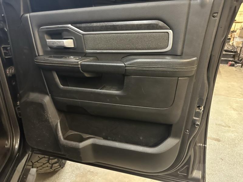 RAM 2500 Big Horn Crew Cab 4WD SWB 2019