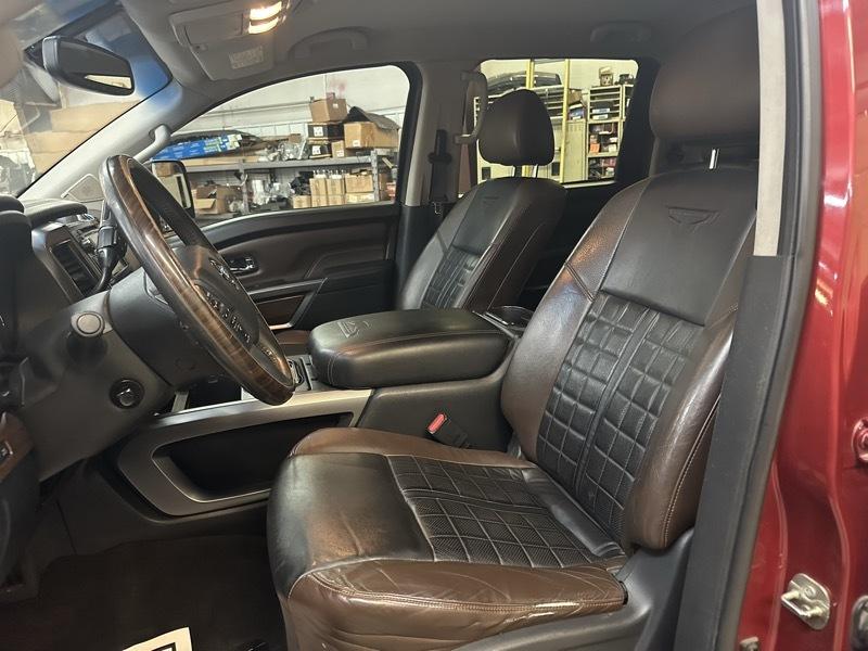 Nissan Titan XD Platinum Reserve Crew Cab 4WD Diesel 2017