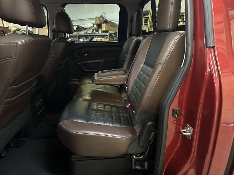 Nissan Titan XD Platinum Reserve Crew Cab 4WD Diesel 2017