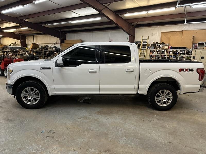 Ford F-150 Lariat SuperCrew Short Box 4WD 2015
