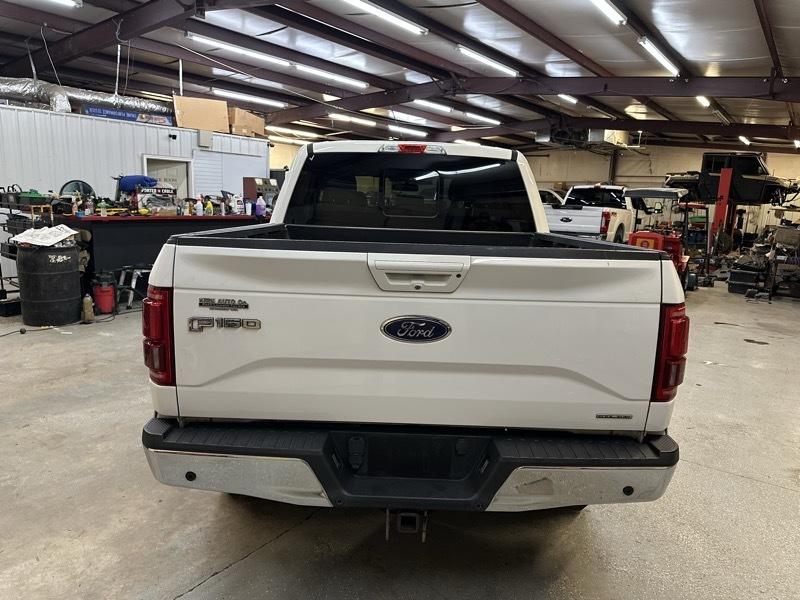 Ford F-150 Lariat SuperCrew Short Box 4WD 2015