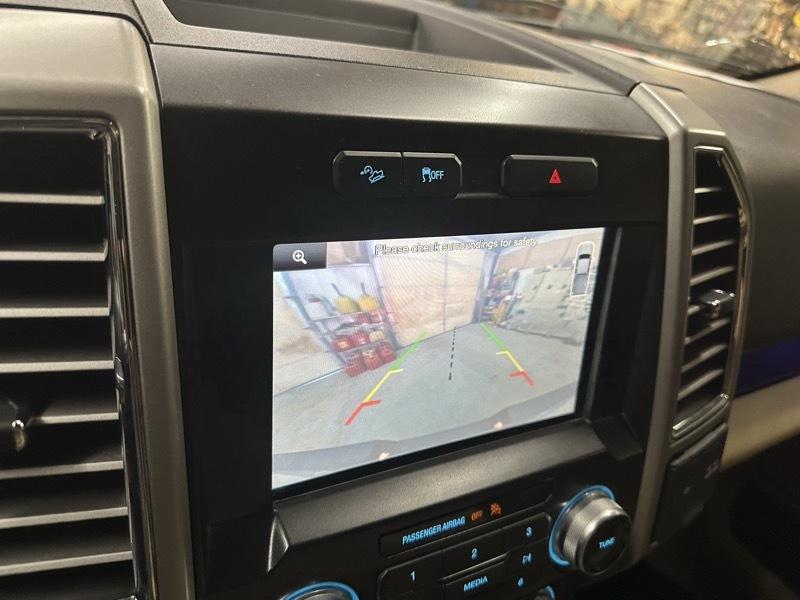 Ford F-150 Lariat SuperCrew Short Box 4WD 2015