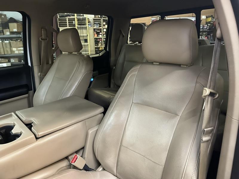 Ford F-150 Lariat SuperCrew Short Box 4WD 2015