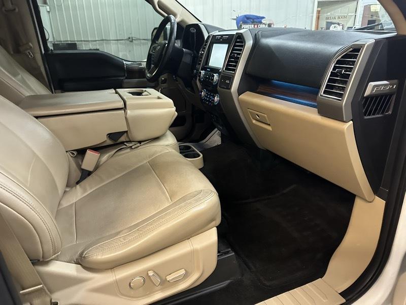 Ford F-150 Lariat SuperCrew Short Box 4WD 2015