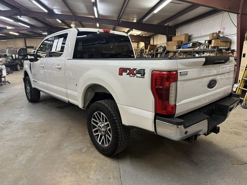 Ford F-250 SD Lariat Crew Cab SWB 4WD 2019