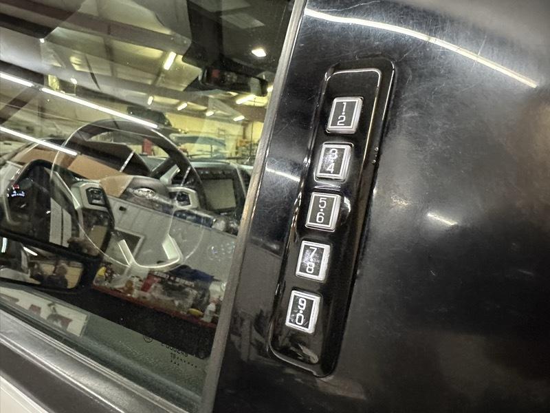 Ford F-250 SD Lariat Crew Cab SWB 4WD 2019