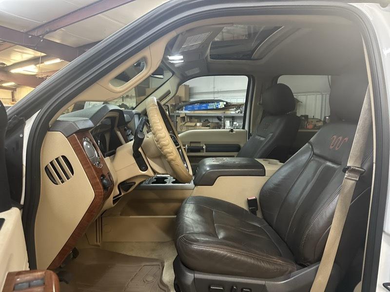 Ford F-350 SD King Ranch Crew Cab Long Bed 4WD 2015