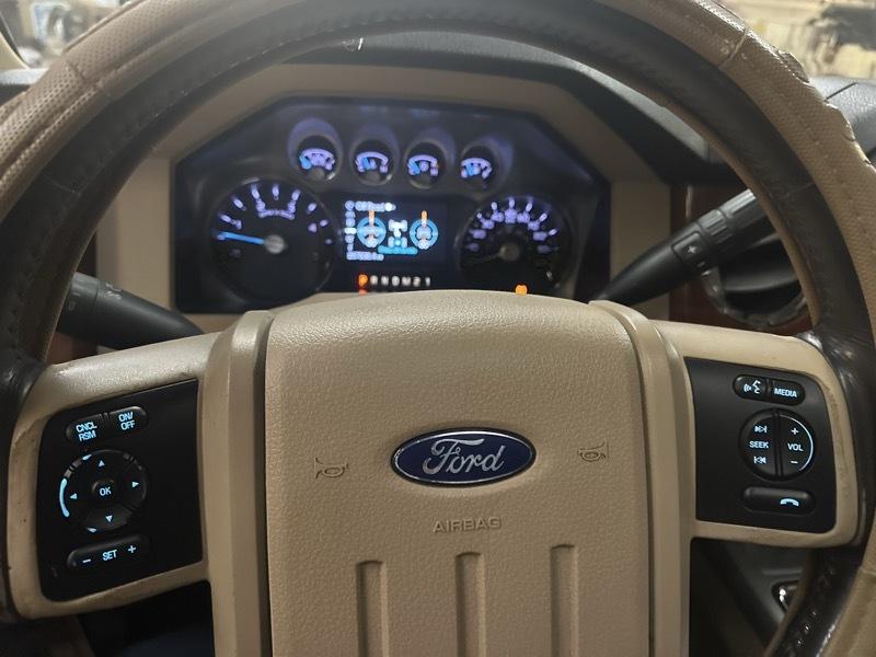 Ford F-350 SD King Ranch Crew Cab Long Bed 4WD 2015