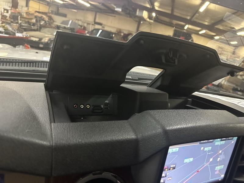 Ford F-350 SD King Ranch Crew Cab Long Bed 4WD 2015