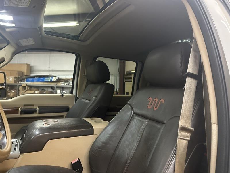 Ford F-350 SD King Ranch Crew Cab Long Bed 4WD 2015