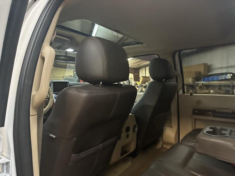 Ford F-350 SD King Ranch Crew Cab Long Bed 4WD 2015