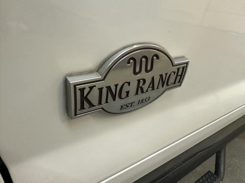 Ford F-350 SD King Ranch Crew Cab Long Bed 4WD 2015