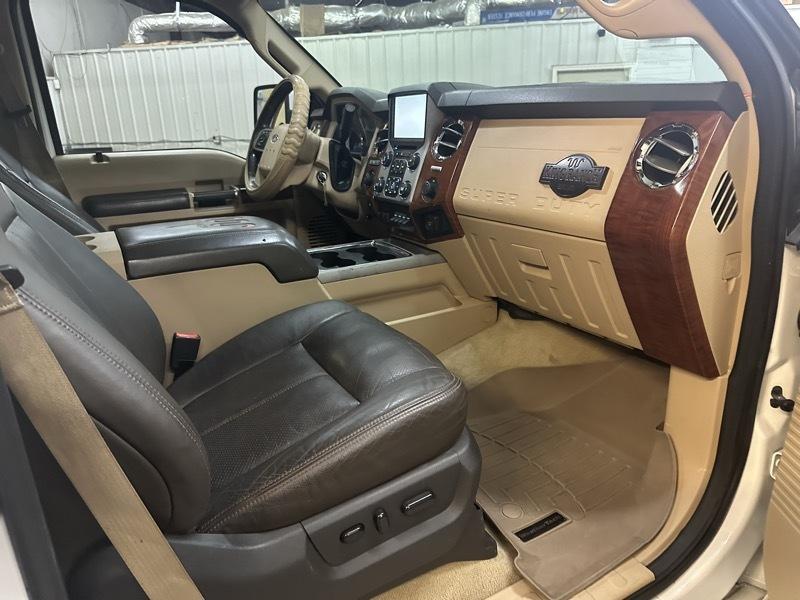 Ford F-350 SD King Ranch Crew Cab Long Bed 4WD 2015