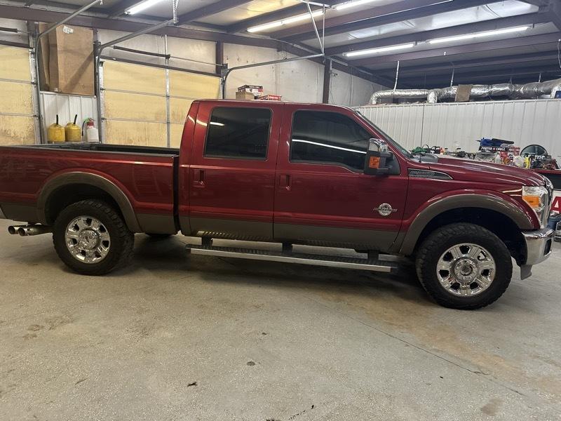 Ford F-250 SD Lariat Crew Cab Short Bed 4WD 2016