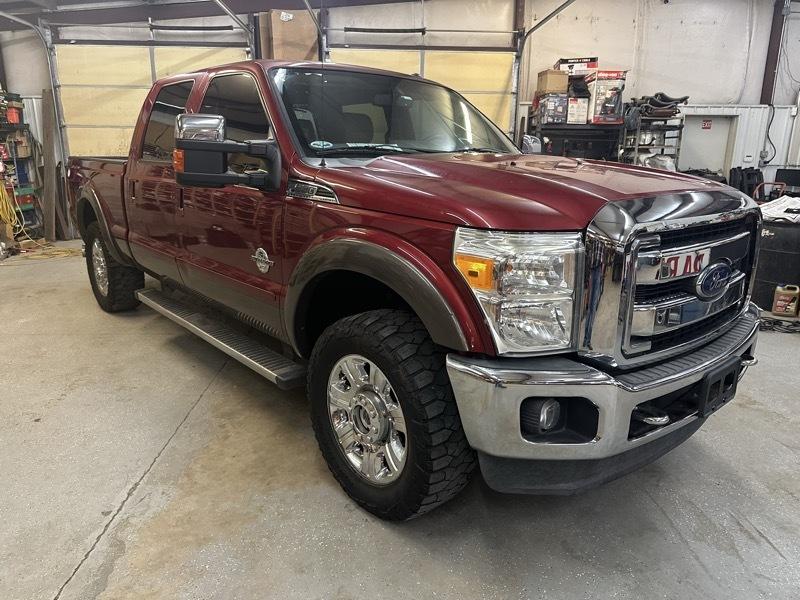 Ford F-250 SD Lariat Crew Cab Short Bed 4WD 2016