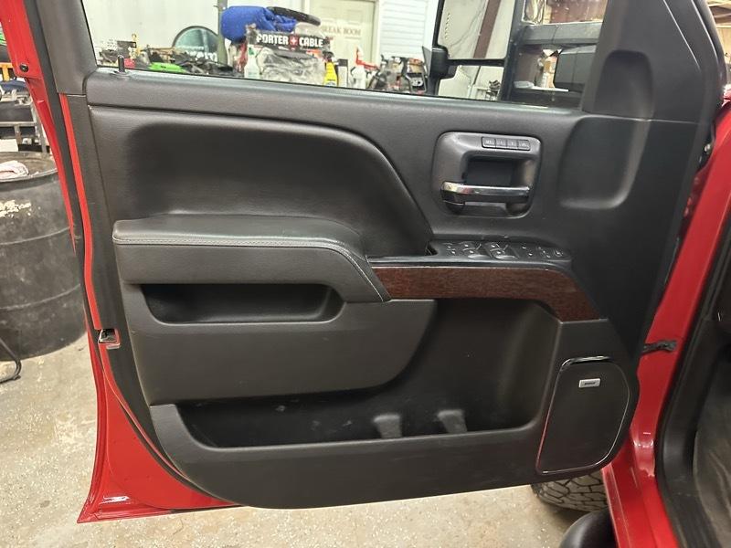 GMC Sierra 3500HD SLT Crew Cab 4WD 2015