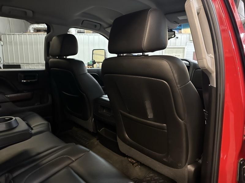 GMC Sierra 3500HD SLT Crew Cab 4WD 2015