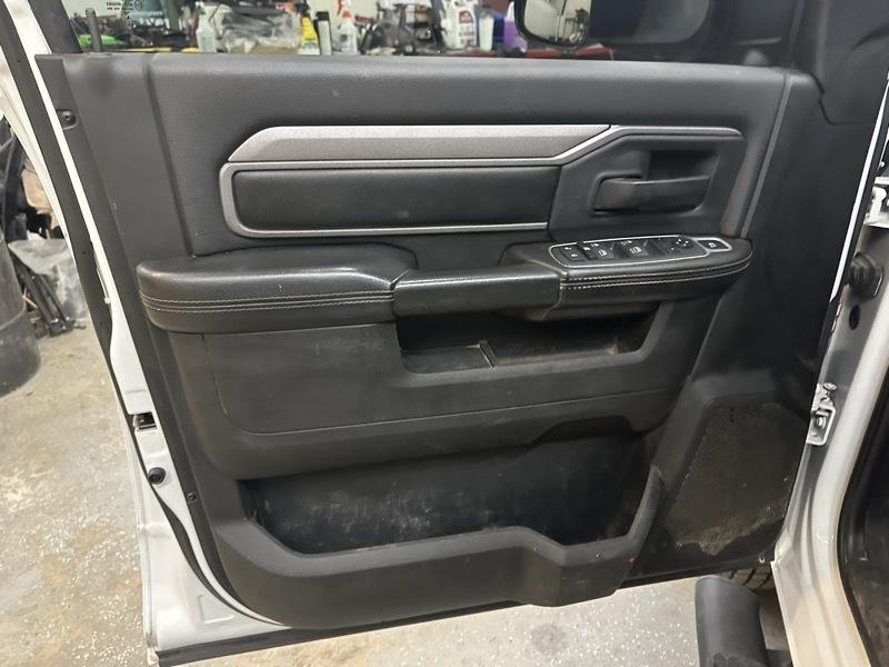 RAM 3500 Crew Cab 4WD DRW 2020