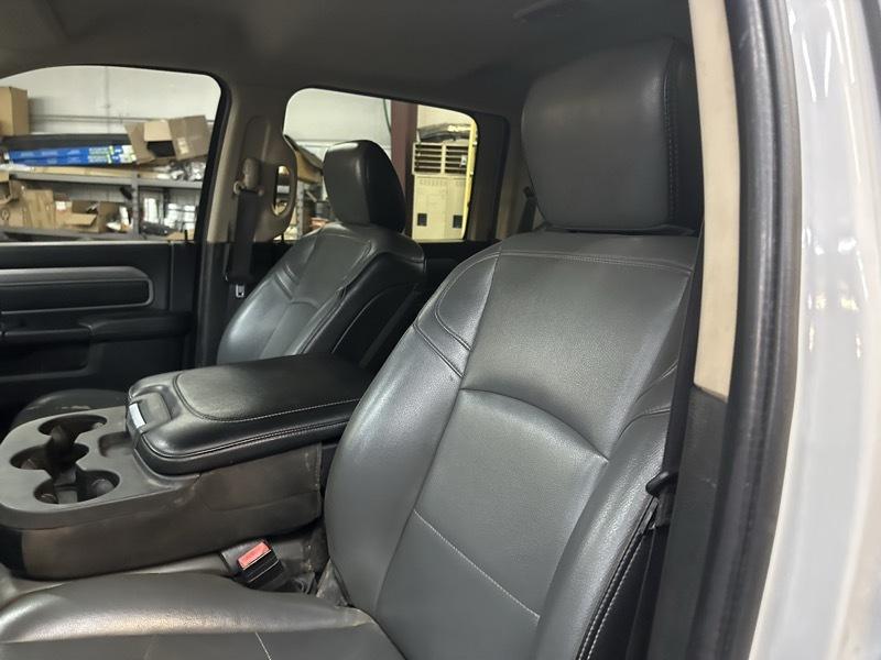 RAM 3500 Crew Cab 4WD DRW 2020