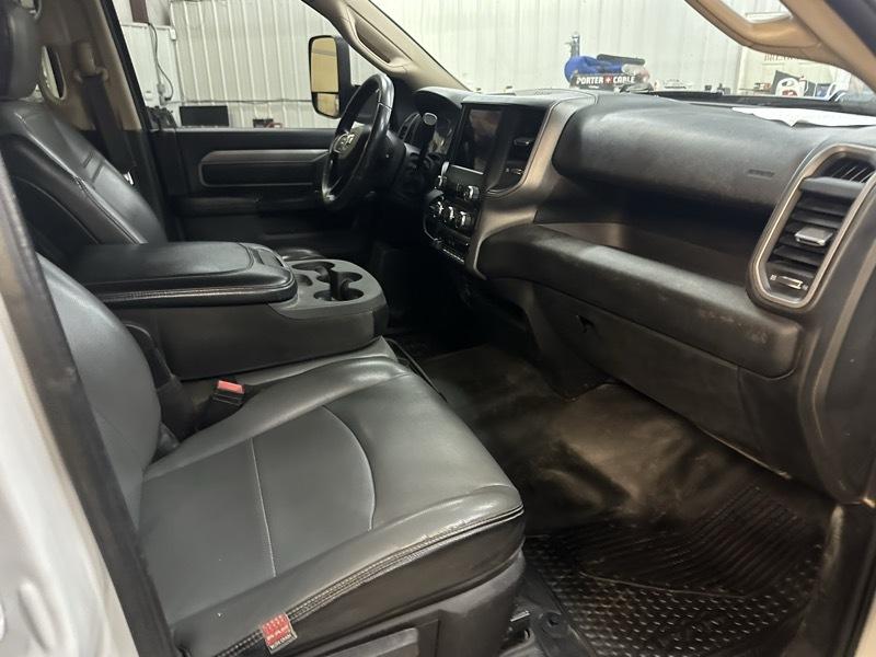 RAM 3500 Crew Cab 4WD DRW 2020