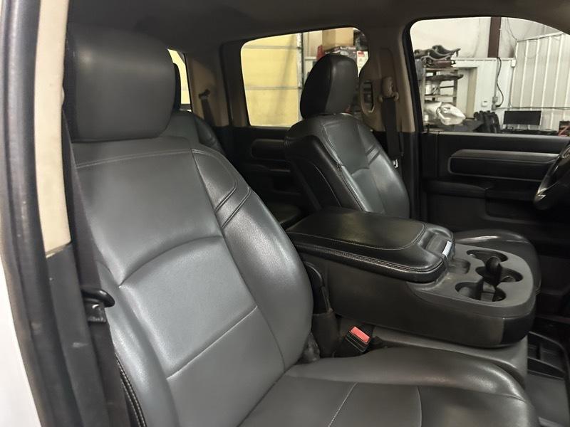 RAM 3500 Crew Cab 4WD DRW 2020